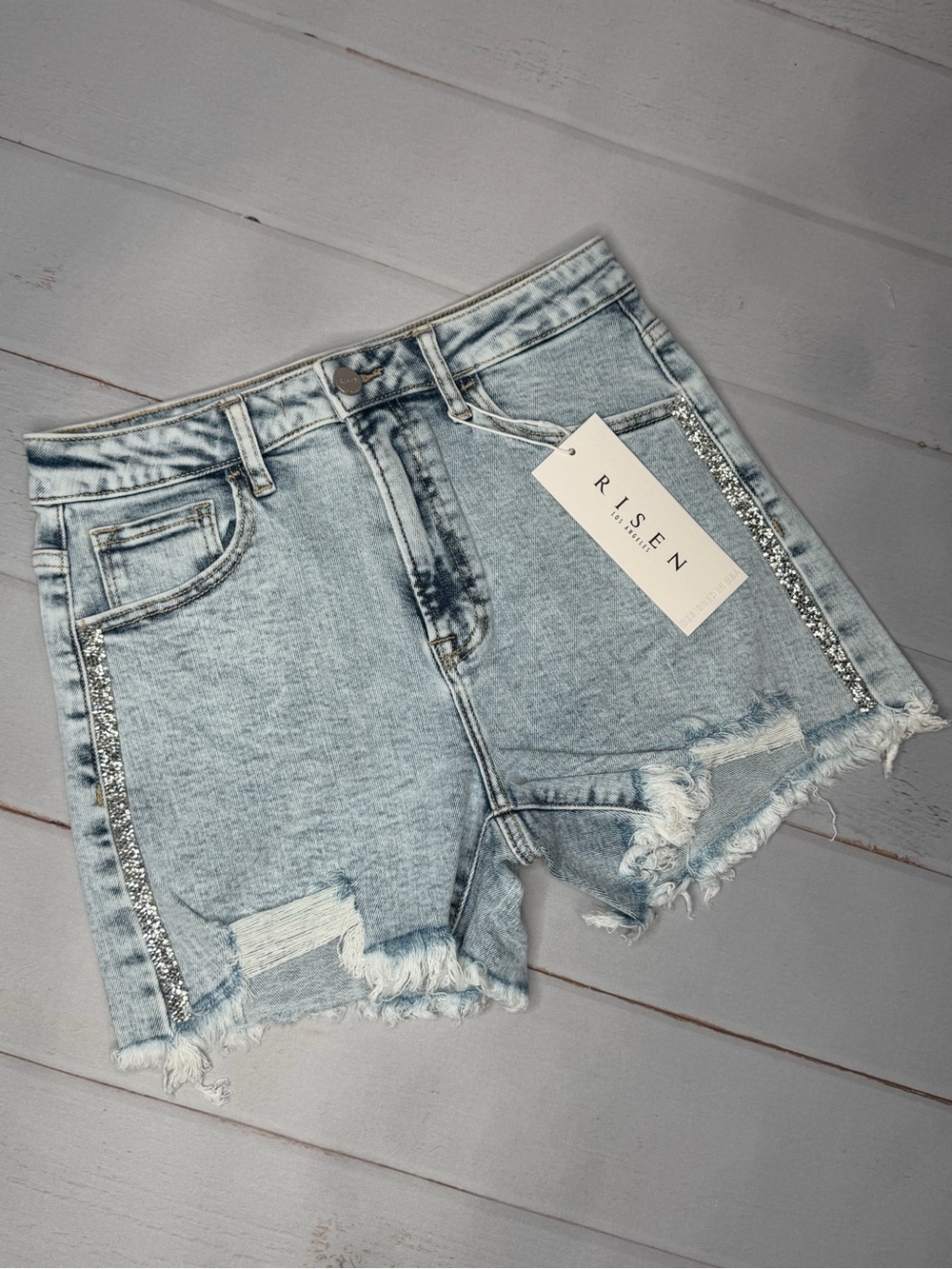NWT Risen High Rise Rhinestone Embellished Jean Shorts Size Large - Picture 4 of 10